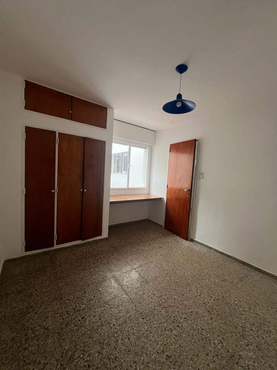 Planta Baja - Dos Dormitorios - Patio - Cochera propia