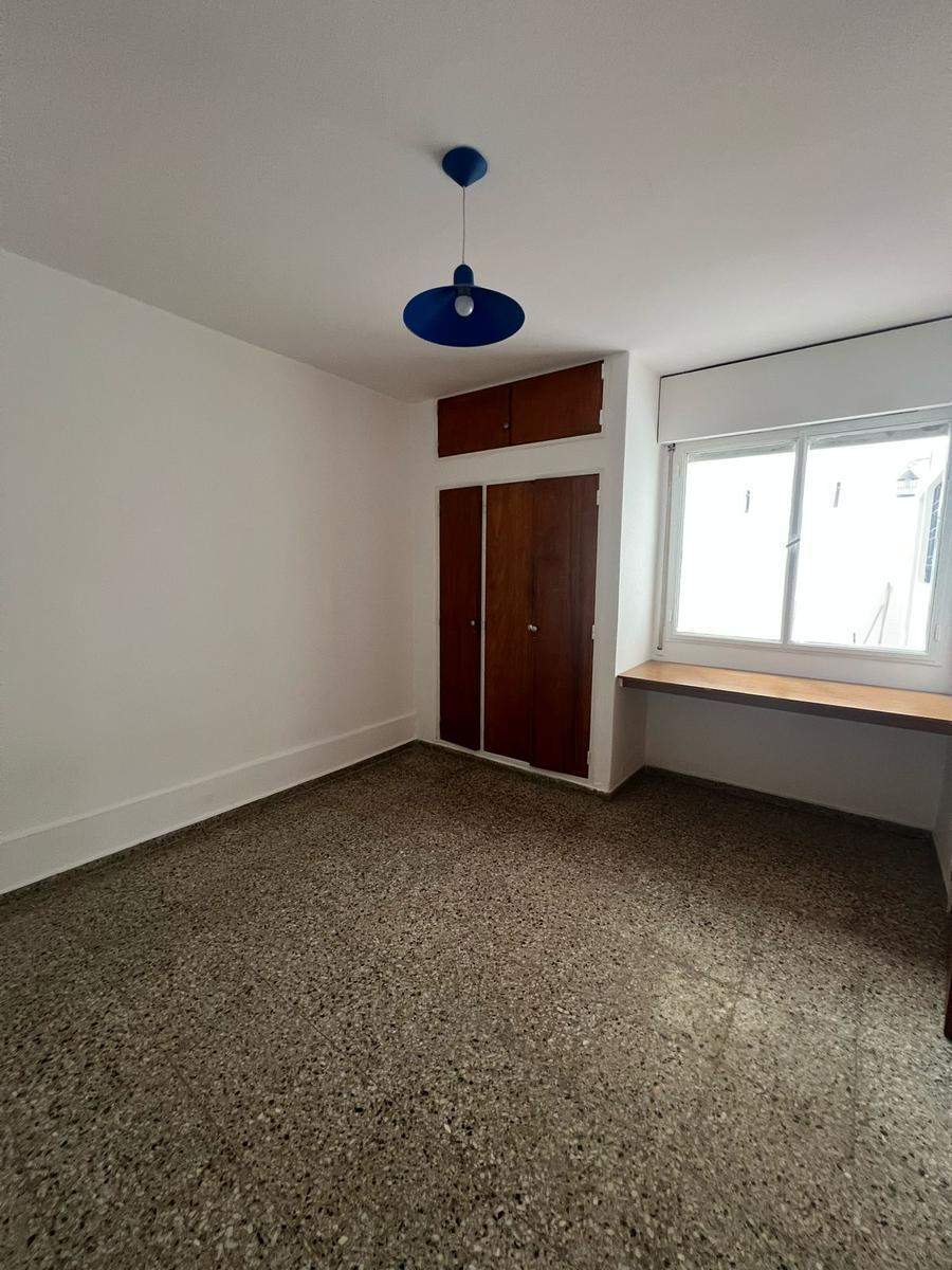 Planta Baja - Dos Dormitorios - Patio - Cochera propia