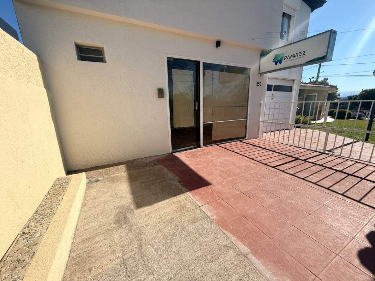 Alquilo Local Comercial B La Cuesta Carlos Paz