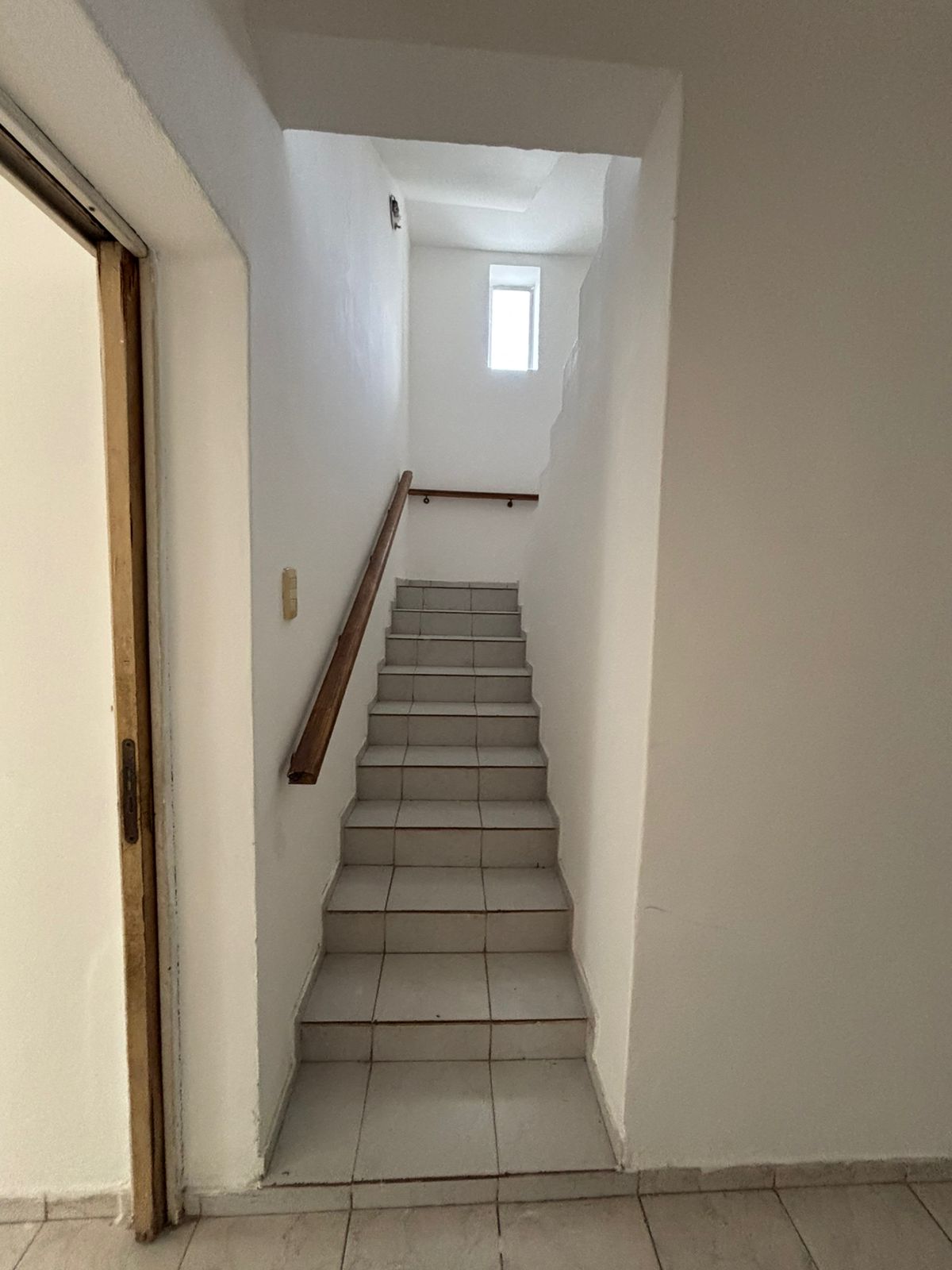 Se alquila propiedad para vivienda, o uso comercial