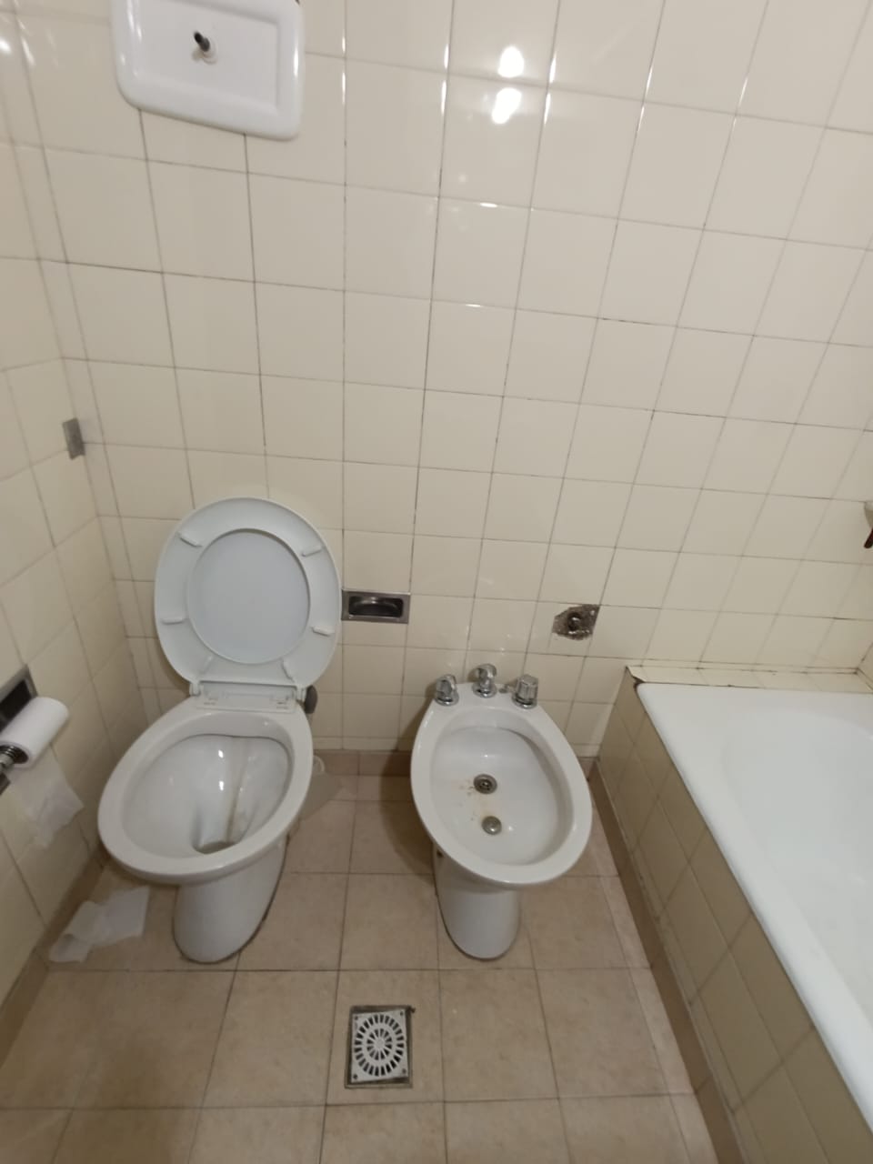 B CENTRO  27 DE ABRIL 200  DEPTO EN VENTA  2 DORM  APTO BANCOR