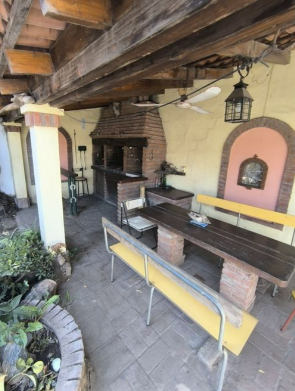 VENTA CASA 3 DORMITORIOS AMPL. JARDÍN DEL PILAR