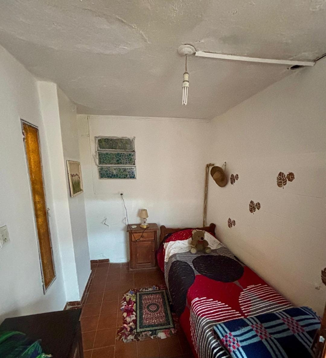 A pasos del centro, con alma de barrio: casa en Observatorio