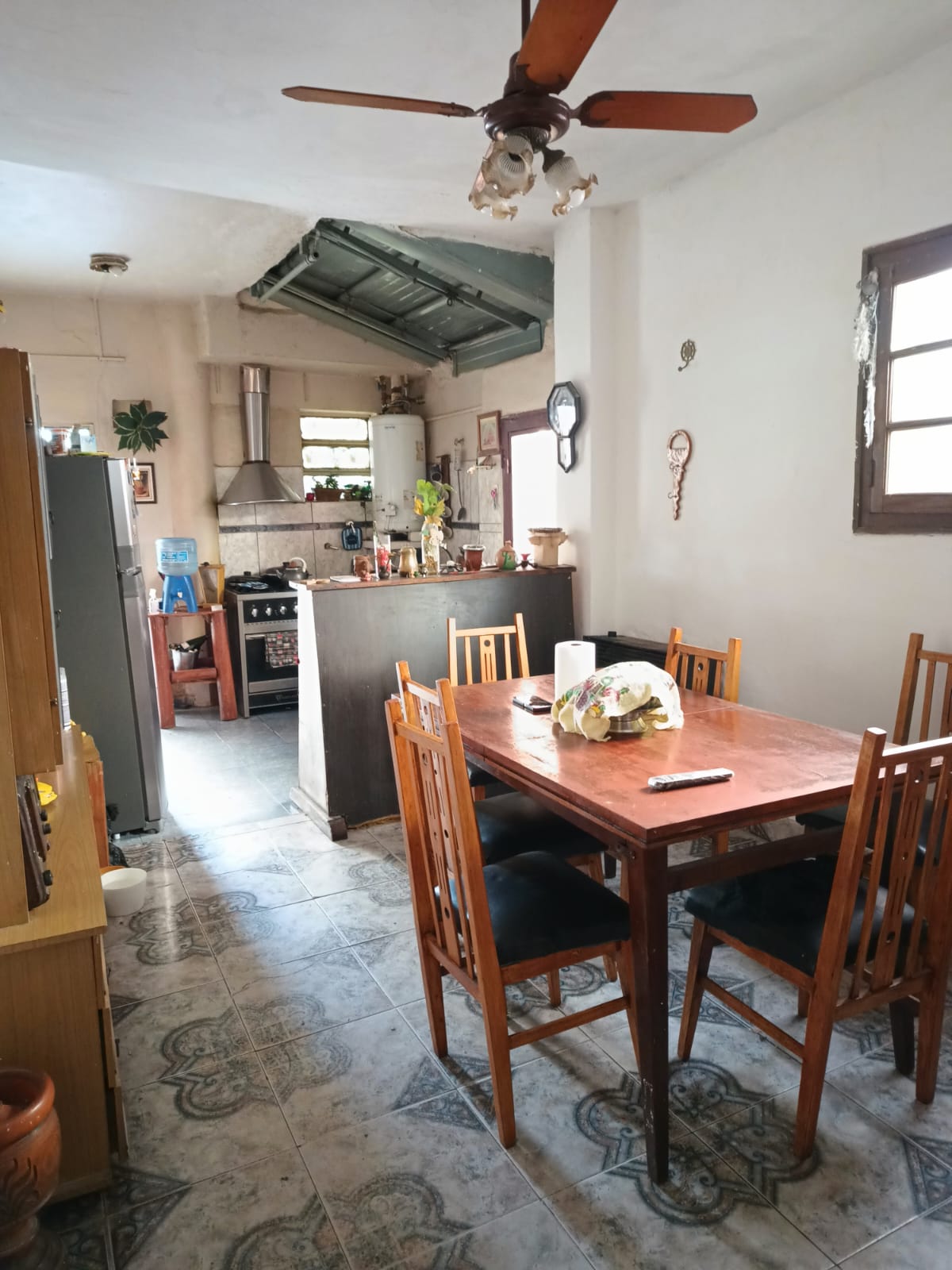 A pasos del centro, con alma de barrio: casa en Observatorio