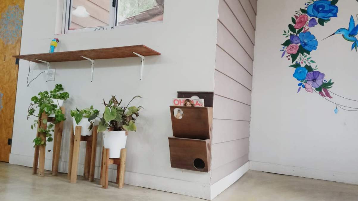 NEGOCIO DE BELLEZA LLAVE EN MANO EN SANTA MÓNICA: PELUQUERÍA EN FUNCIONAMIENTO