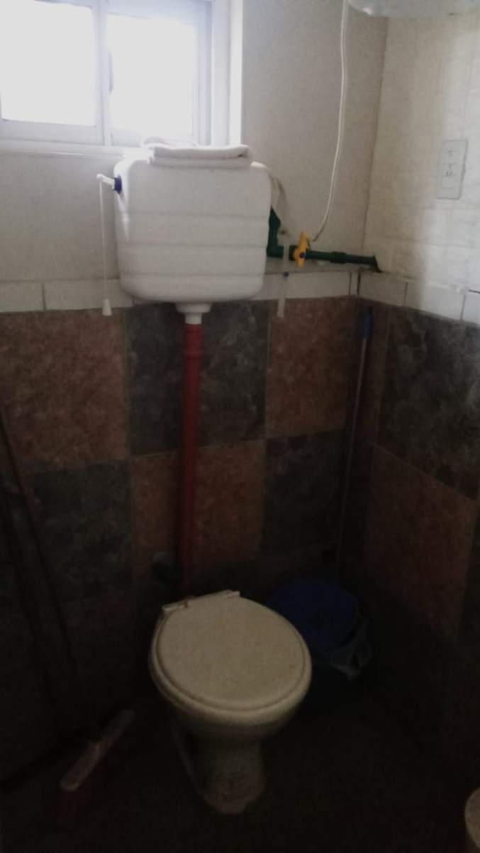 NEGOCIO DE BELLEZA LLAVE EN MANO EN SANTA MÓNICA: PELUQUERÍA EN FUNCIONAMIENTO