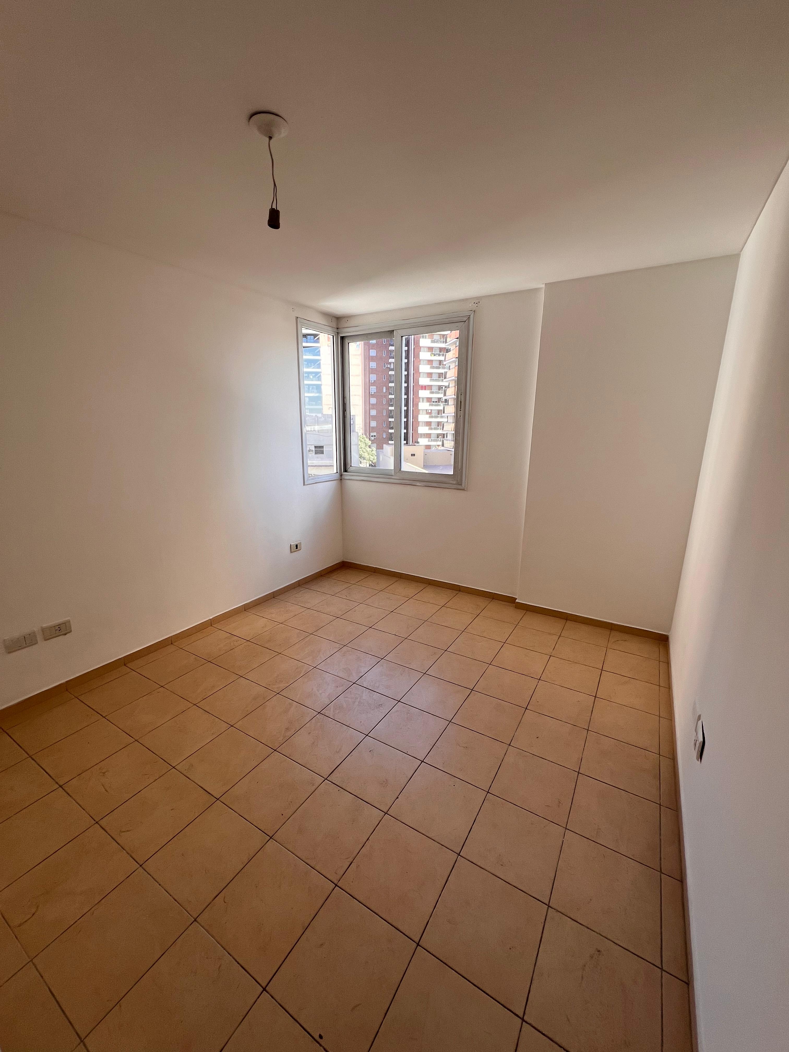 DEPARTAMENTO DE UN DORMITORIO EN VENTA EN CALLE POETA LUGONES 38 4TO PISO BARRIO NUEVA CORDOBA