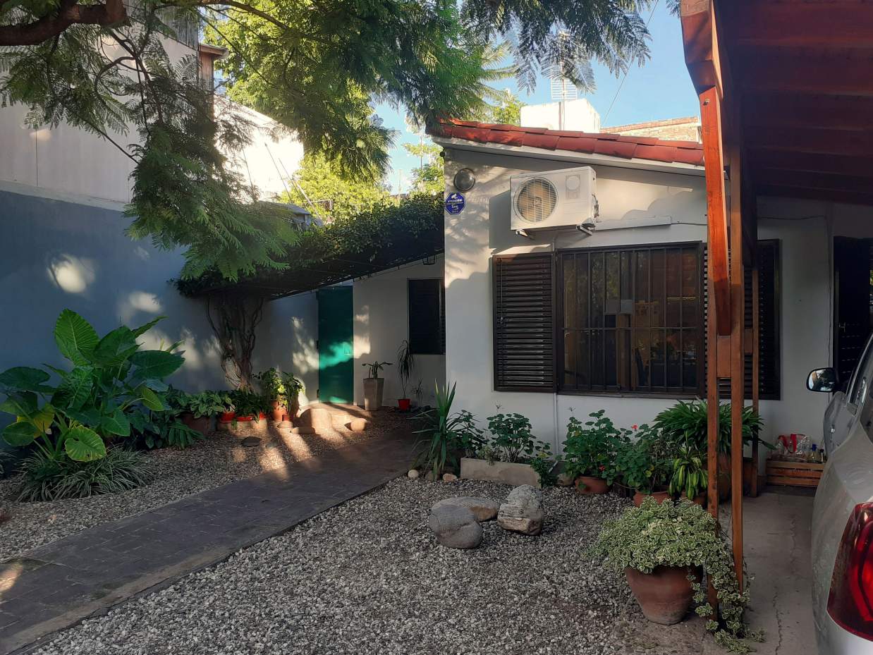 Oportunidad en Providencia , Casa con excelente ubicación -  APTO CREDITO