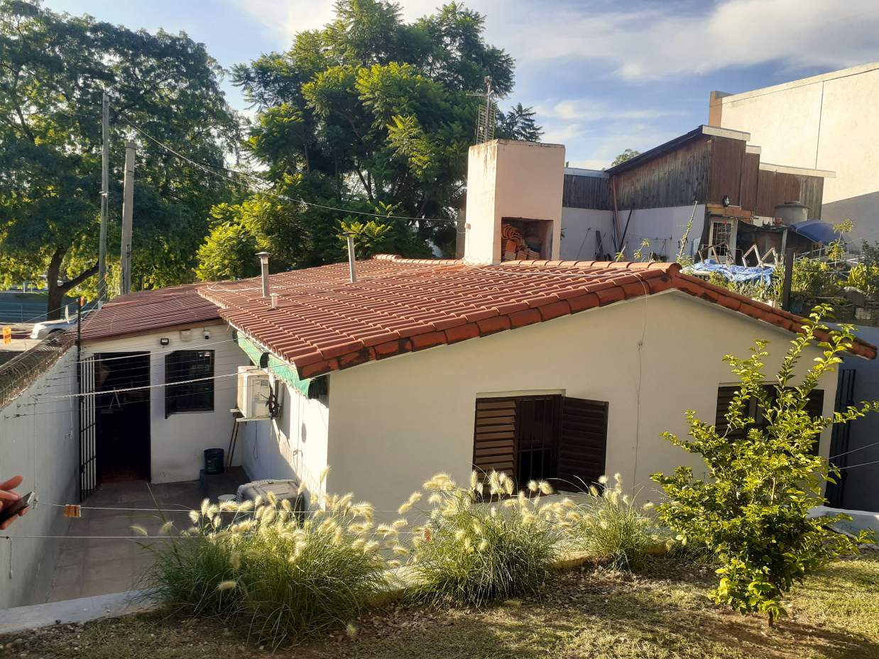 Oportunidad en Providencia , Casa con excelente ubicación -  APTO CREDITO