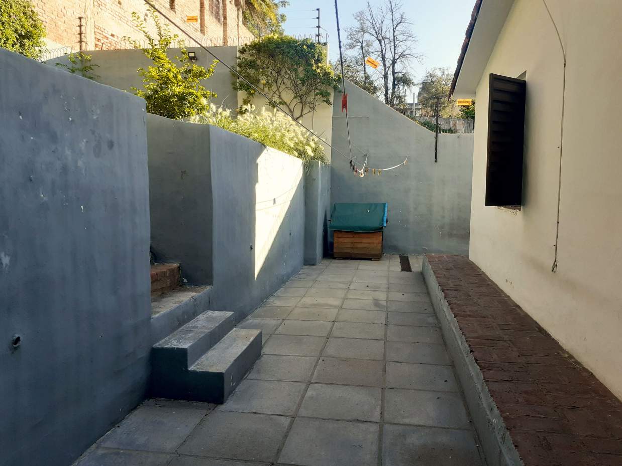 Oportunidad en Providencia , Casa con excelente ubicación -  APTO CREDITO