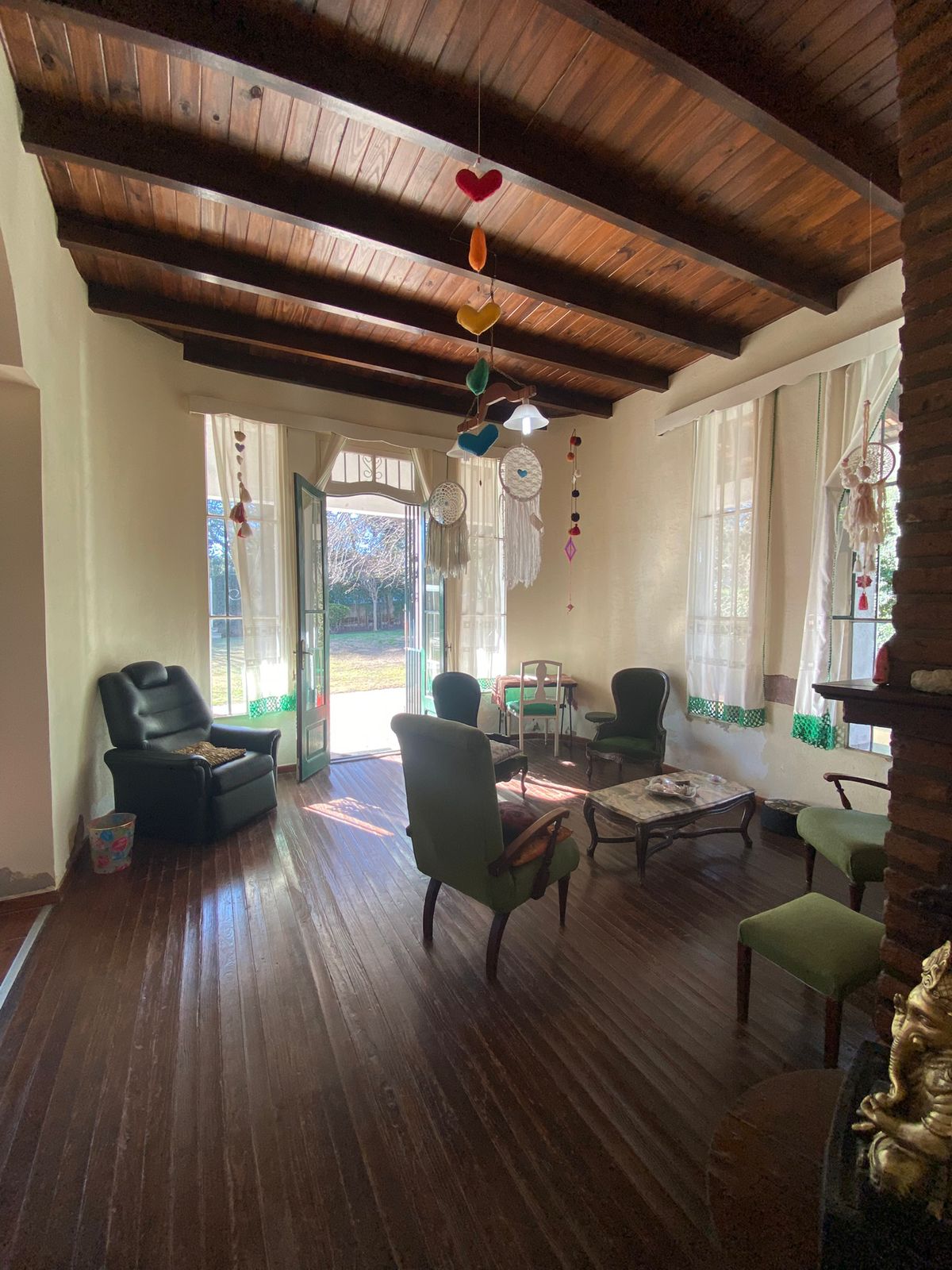 OPORTUNIDAD DE INVERSIÓN Y EMPRENDIMIENTO, CASONA  2 UNIDADES HABITACIONALES CON TODOS LOS SERVICIOS EN PLENO CENTRO DE HUERTA GANDE, PROVINCIA DE CÓR