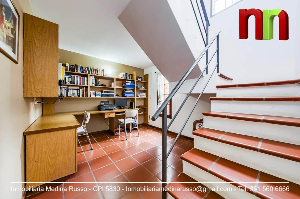 VILLA CLARET - EXCELENTE INMUEBLE RESIDENCIAL