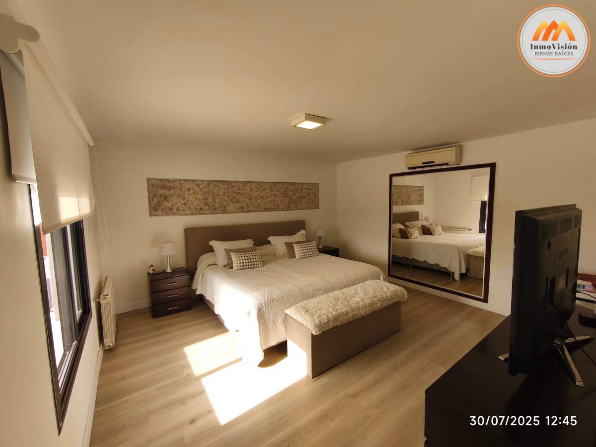 VENTA Q2 - CASA 3 DORMITORIOS