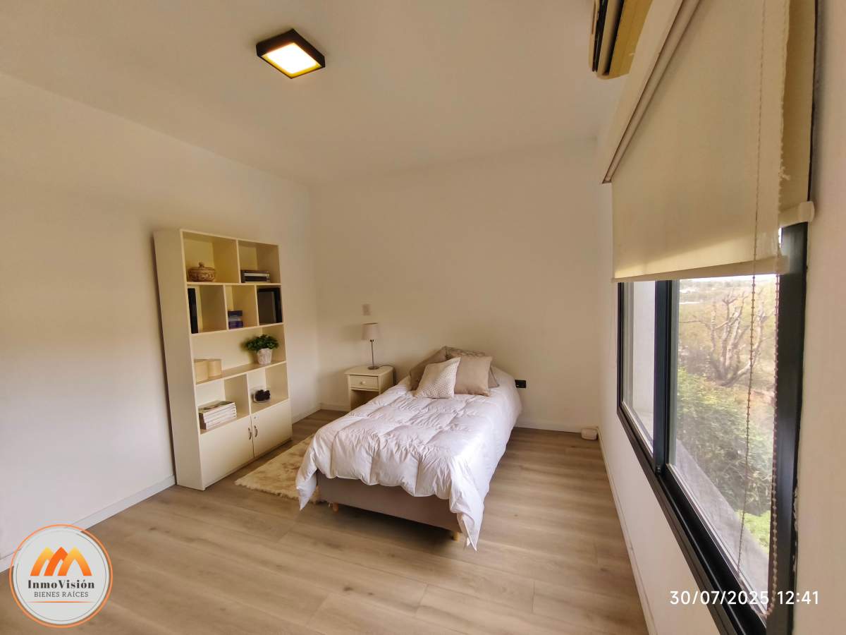 VENTA Q2 - CASA 3 DORMITORIOS