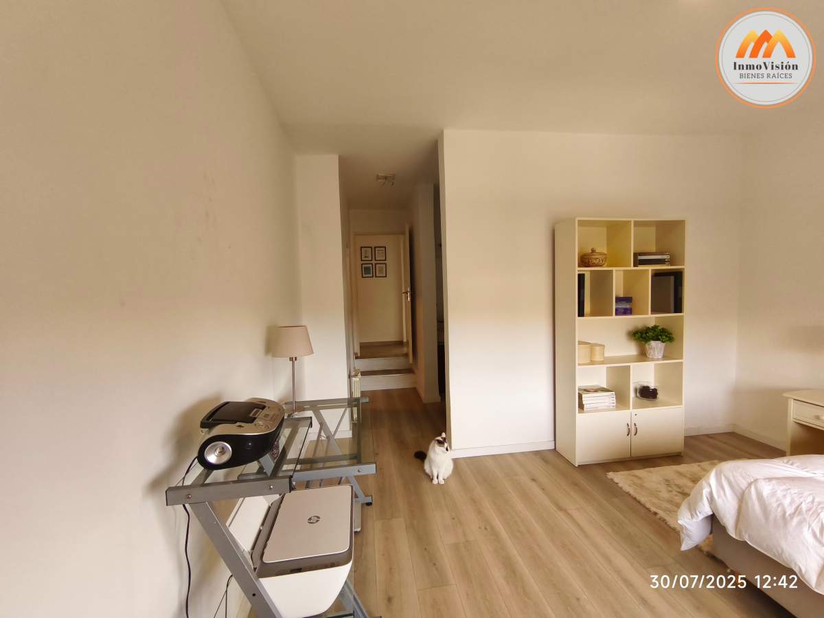 VENTA Q2 - CASA 3 DORMITORIOS