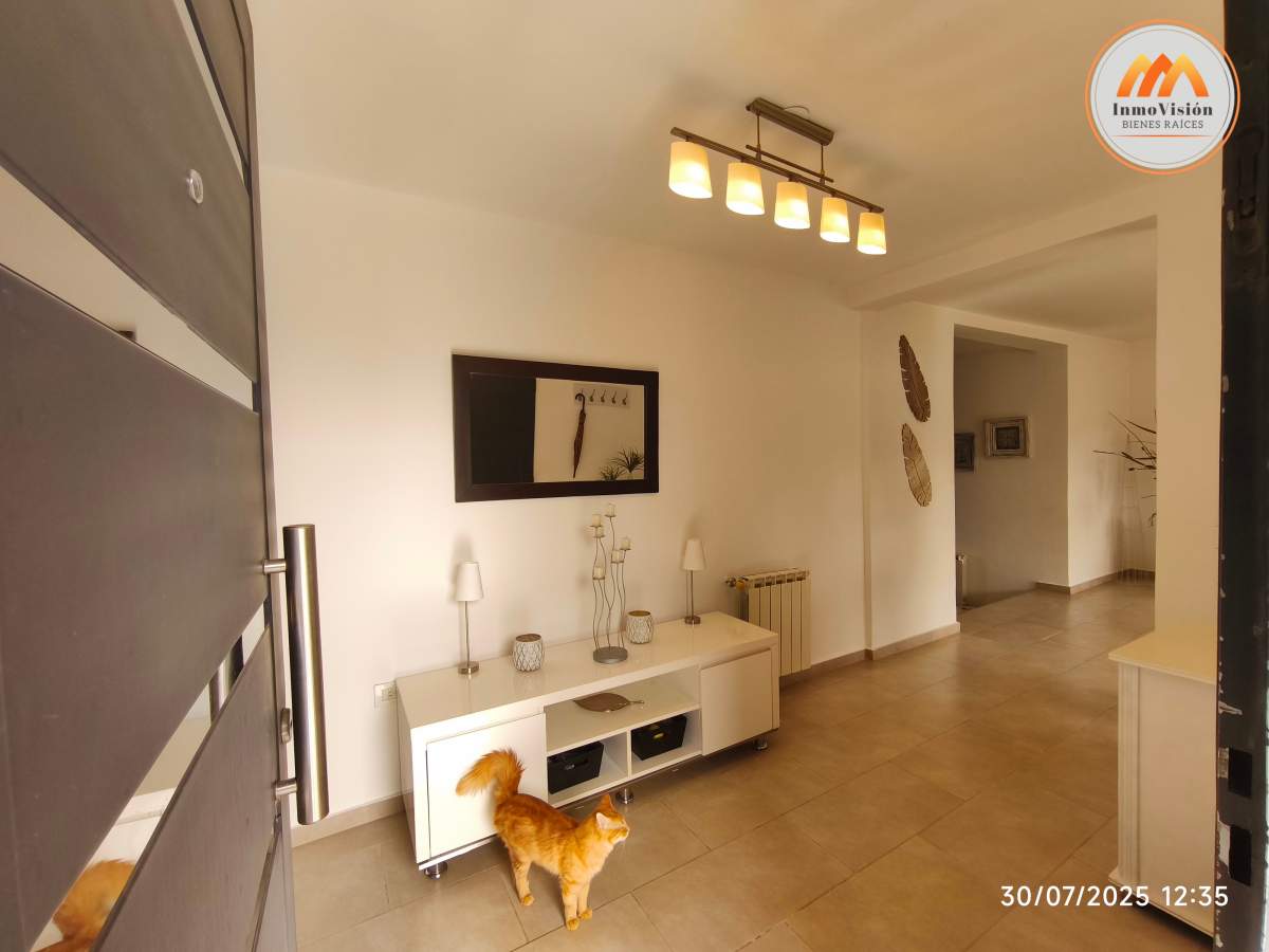 VENTA Q2 - CASA 3 DORMITORIOS