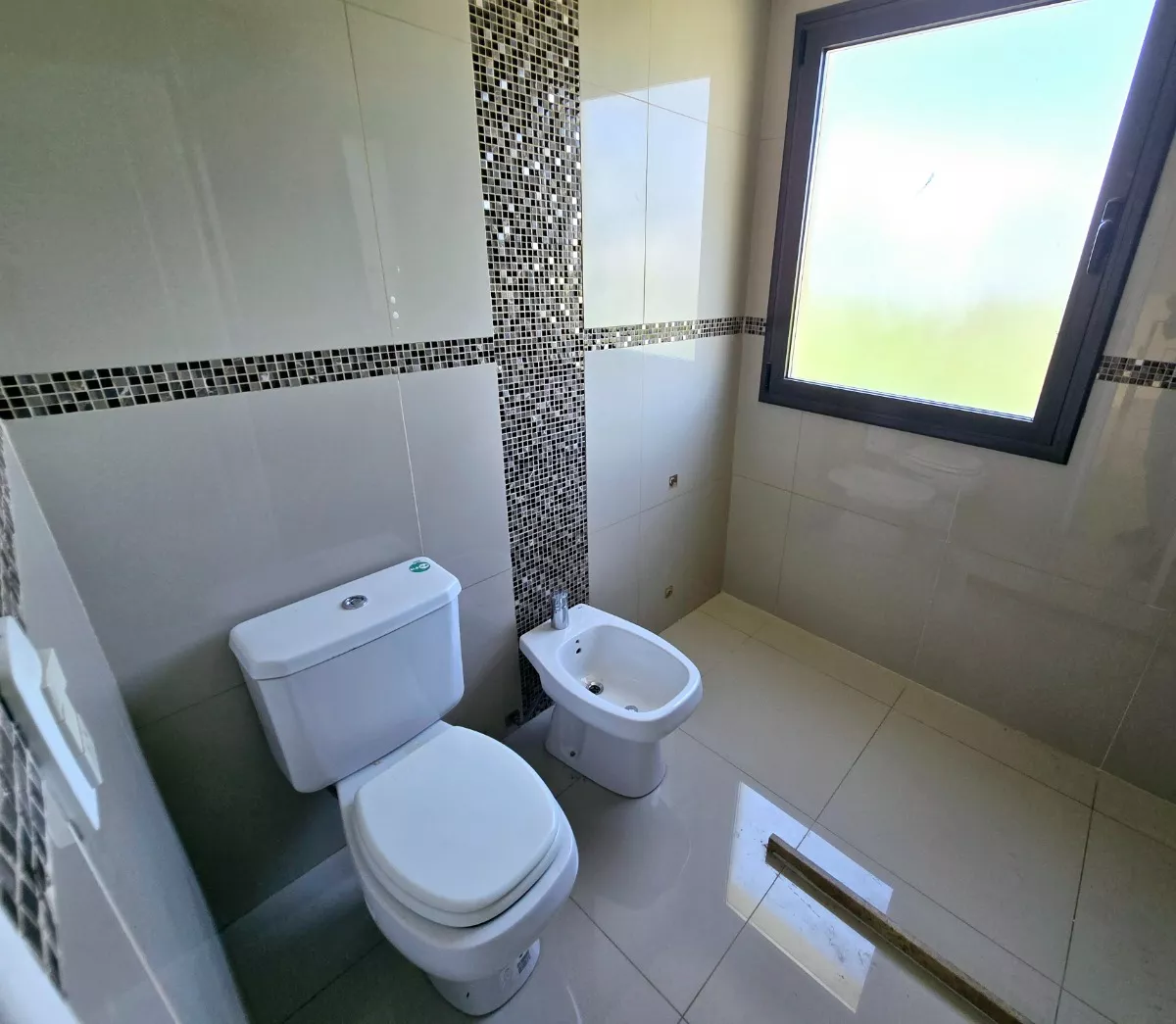 Cerca Carlos Paz Casa 3 dorm en Venta, Lista para Vivir, Fondo NORTE, Pileta