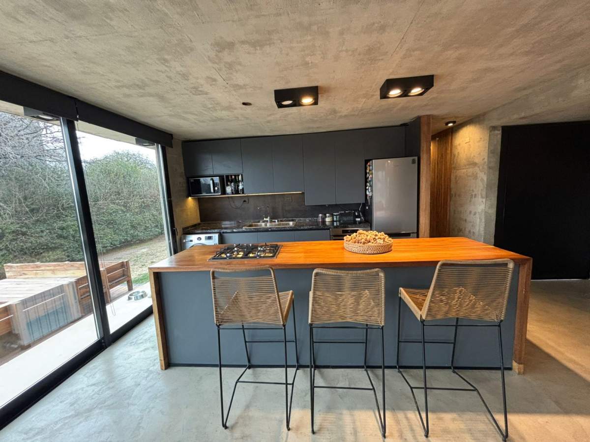 Casa PREMIUN en Venta en Country Valle del Golf (2 dorm)