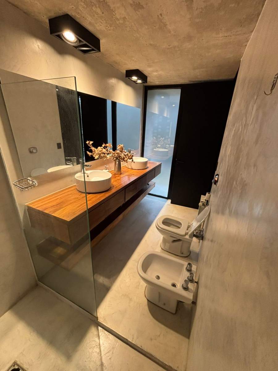 Casa PREMIUN en Venta en Country Valle del Golf (2 dorm)