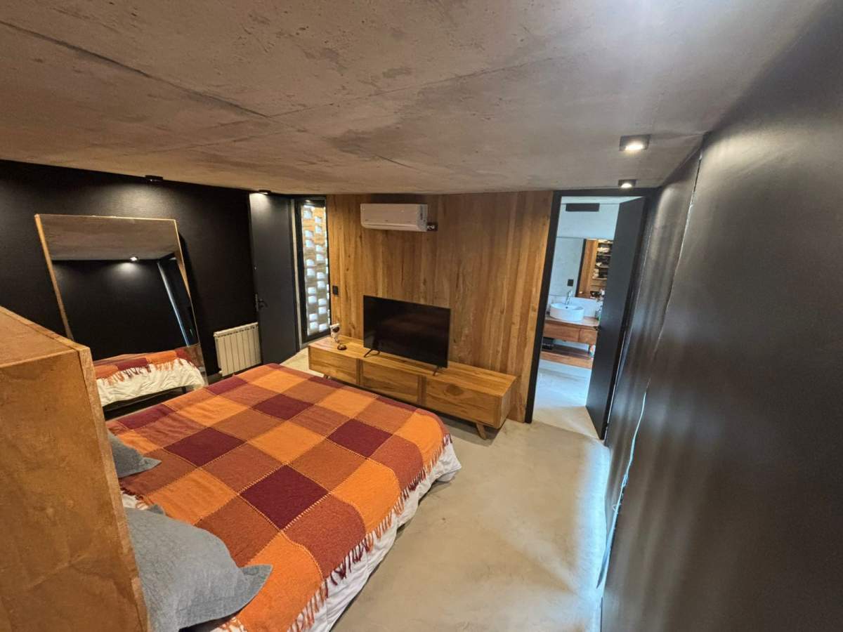 Casa PREMIUN en Venta en Country Valle del Golf (2 dorm)