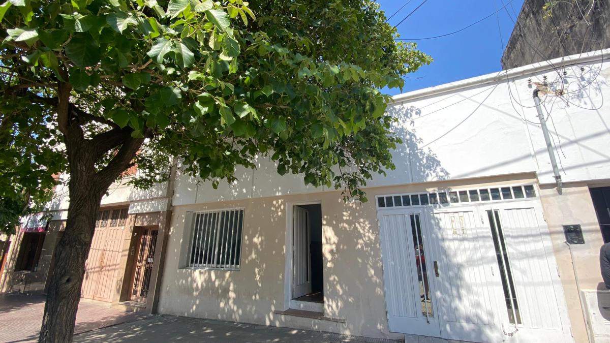 ALQUILER CASA USO COMERCIAL EN BARRIO GENERAL PAZ