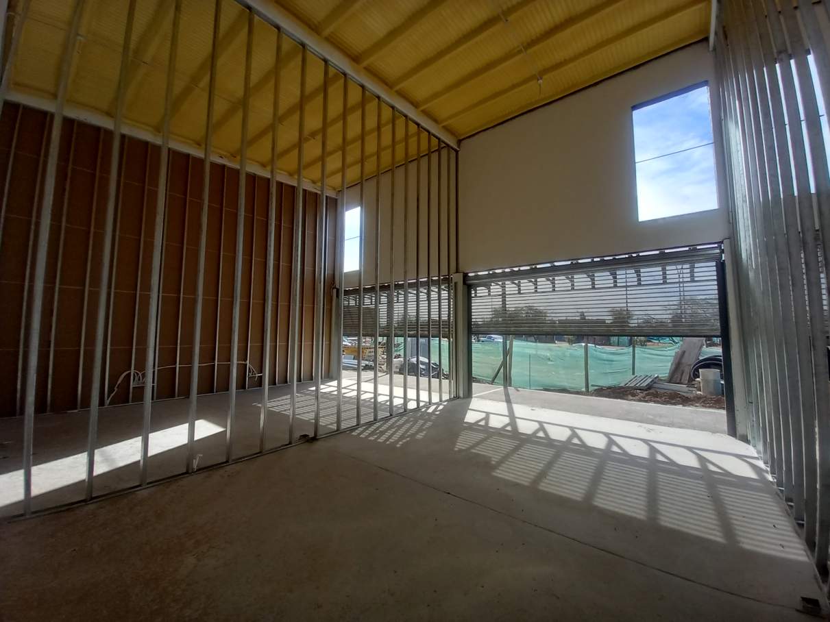 Alquiler Local  Mall Valle Cercano