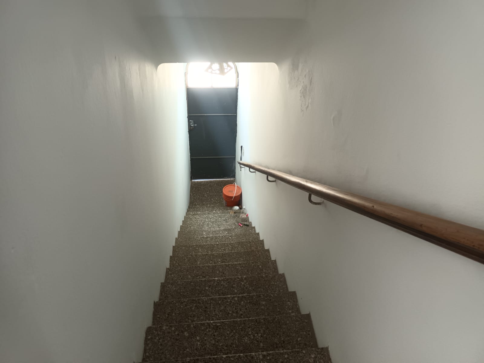 ALQUILAMOS PLANTA ALTA SOBRE SAN JERONIMO SAN VICENTE