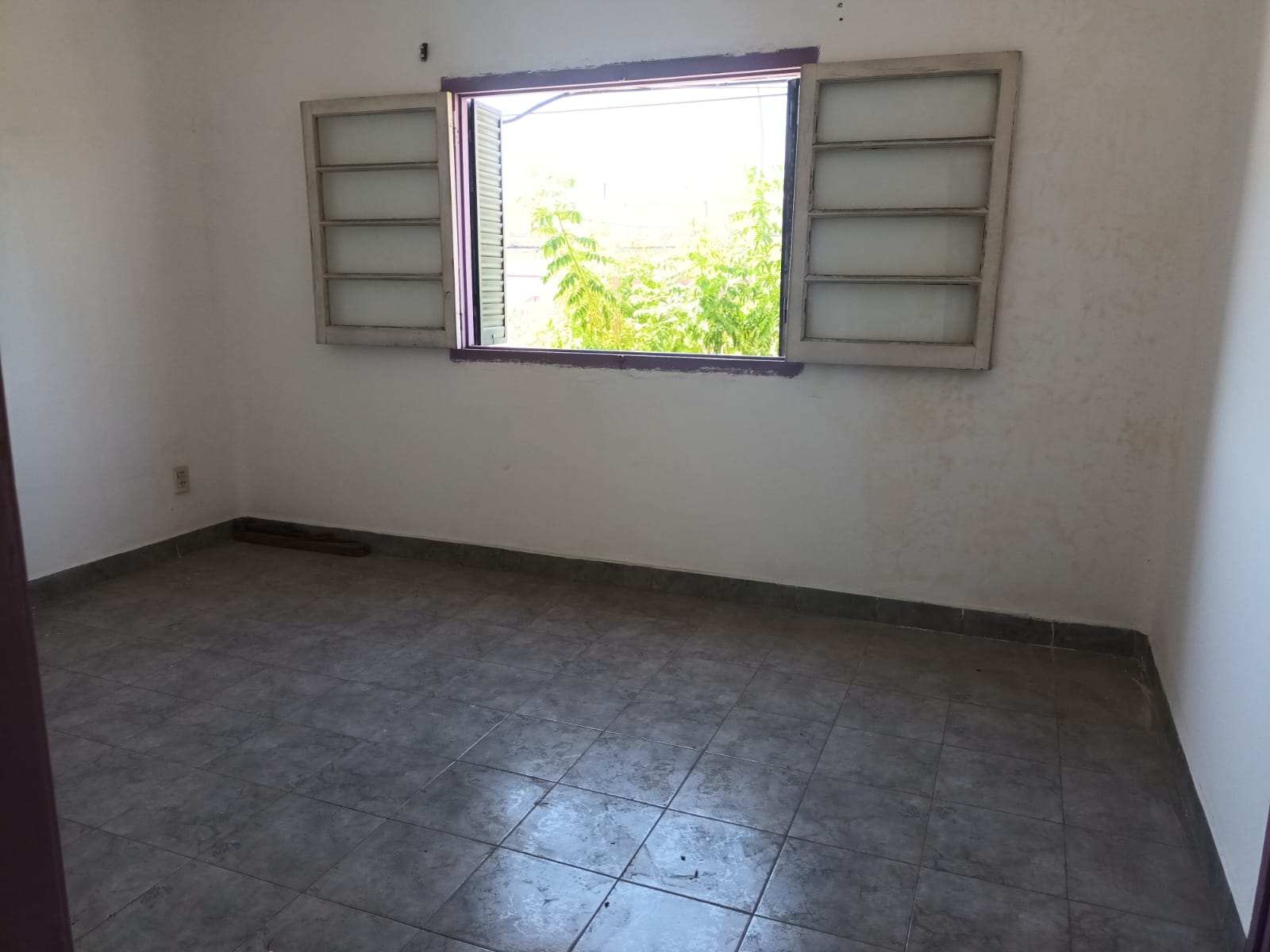 ALQUILAMOS PLANTA ALTA SOBRE SAN JERONIMO SAN VICENTE