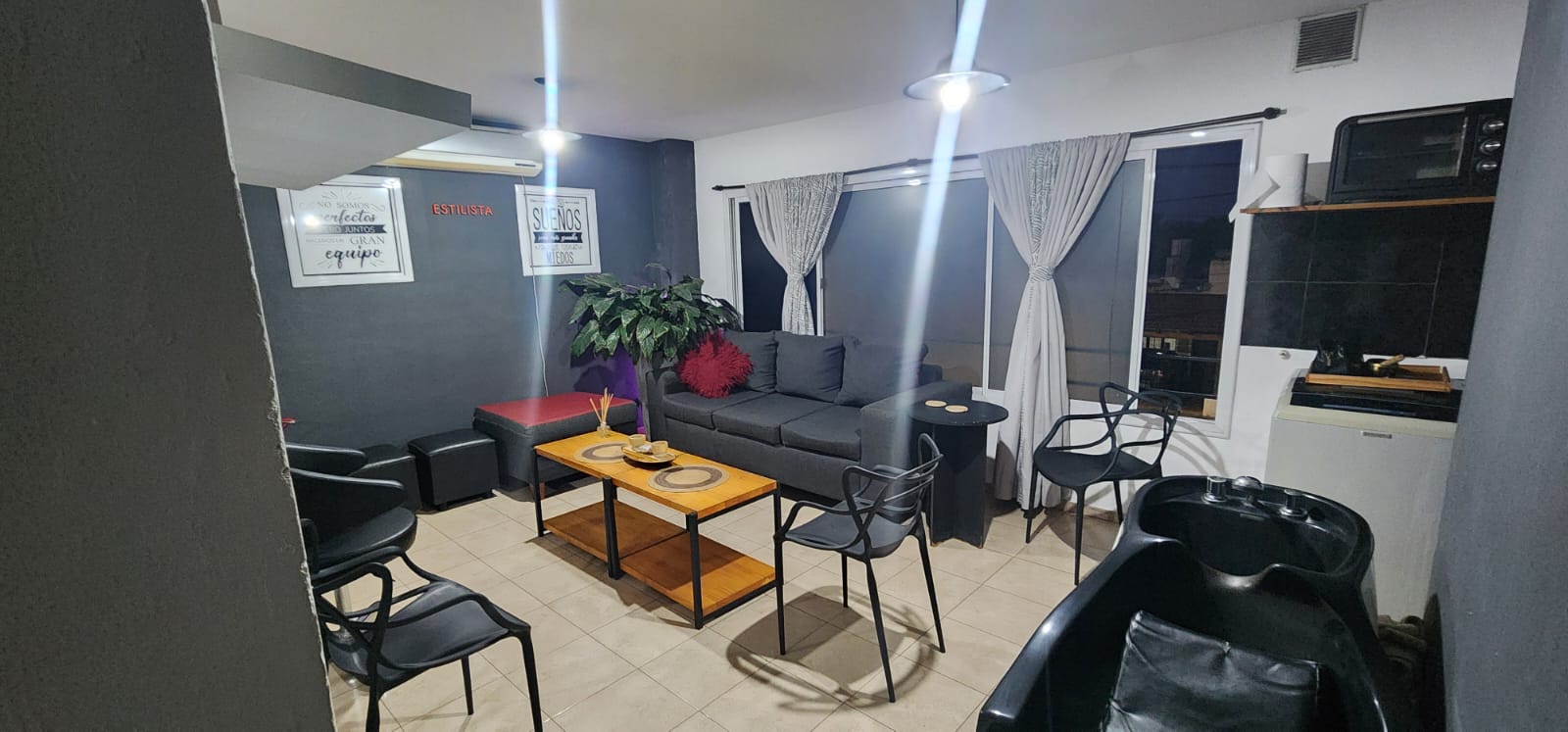 OPORTUNIDAD!! DOS DORMITORIOS - PUEDE SER DE USO COMERCIAL