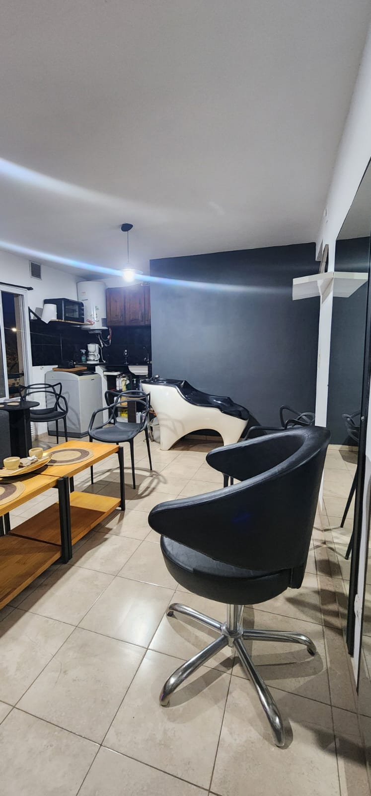 OPORTUNIDAD!! DOS DORMITORIOS - PUEDE SER DE USO COMERCIAL