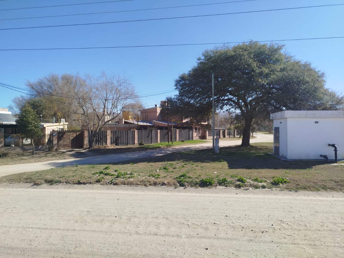 VENDO CASA EN ALTA GRACIA - B VILLA CAMIARES