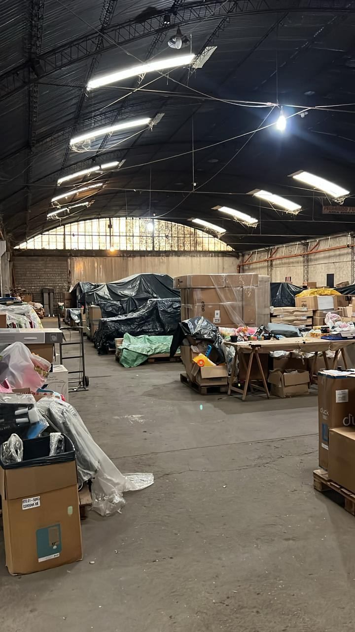 IMPORTANTE GALPON 1000M2 C SALIDA A DOS CALLES - B ALTA CORDOBA