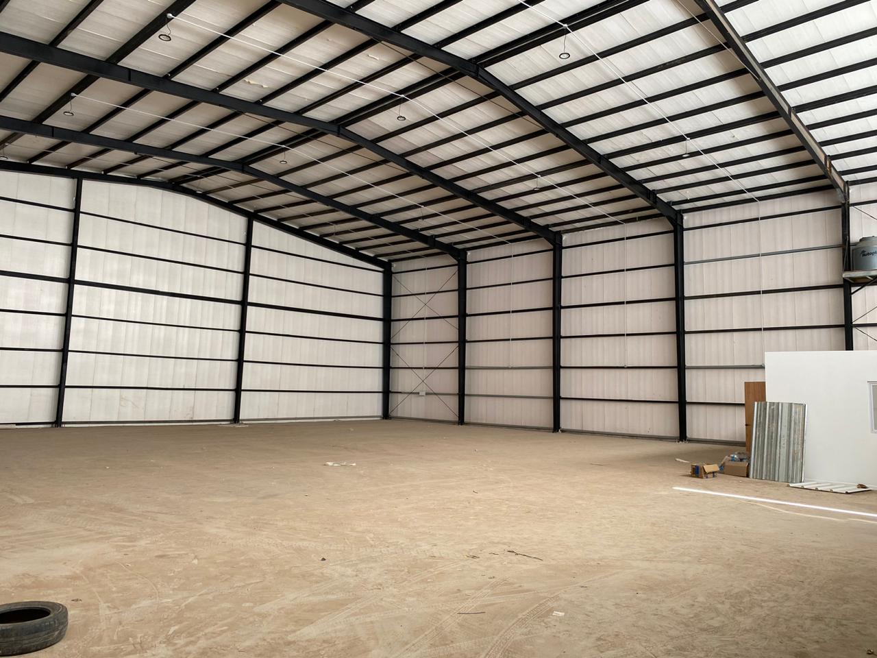 Alquiler de local Zona muy comercial en pleno ctro Alvear 615 zona construccin