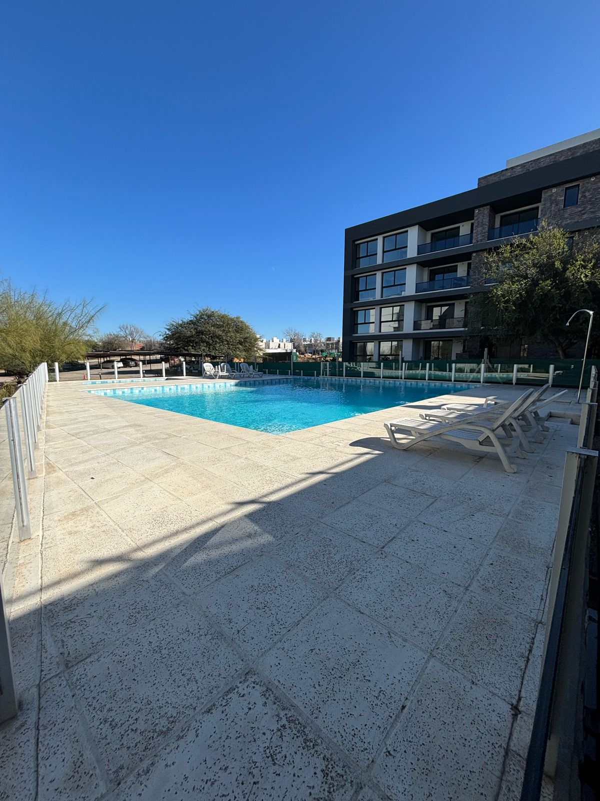 Alquiler Casona De Los Arcos Tres (3) Dormitorios Manantiales
