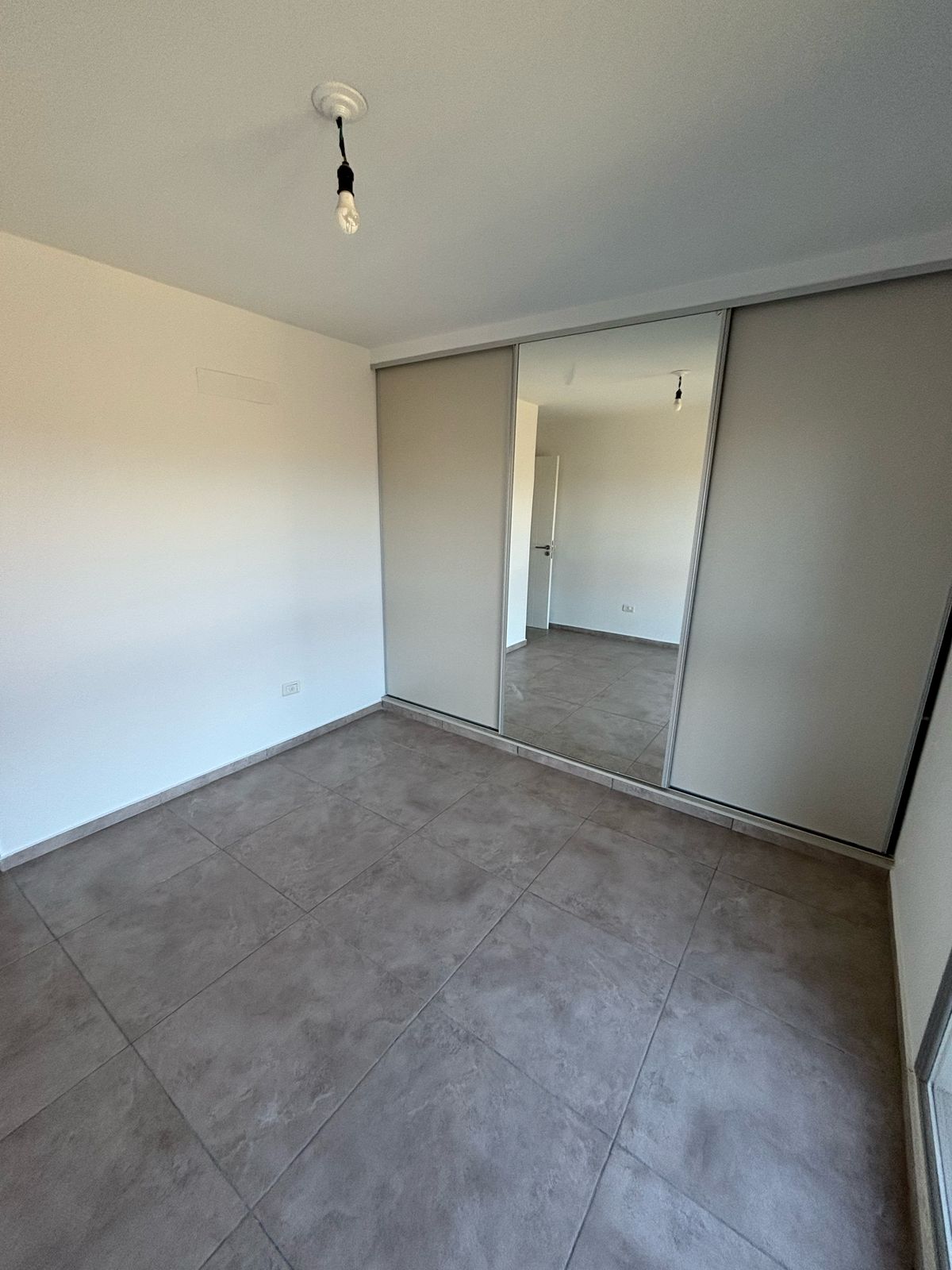 Alquiler Casona De Los Arcos Tres (3) Dormitorios Manantiales