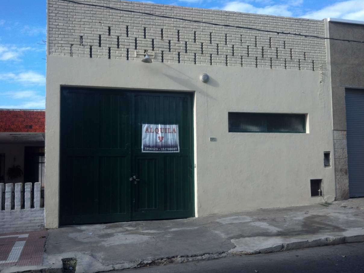 GALPÓN  Y TERRENO EN VENTA