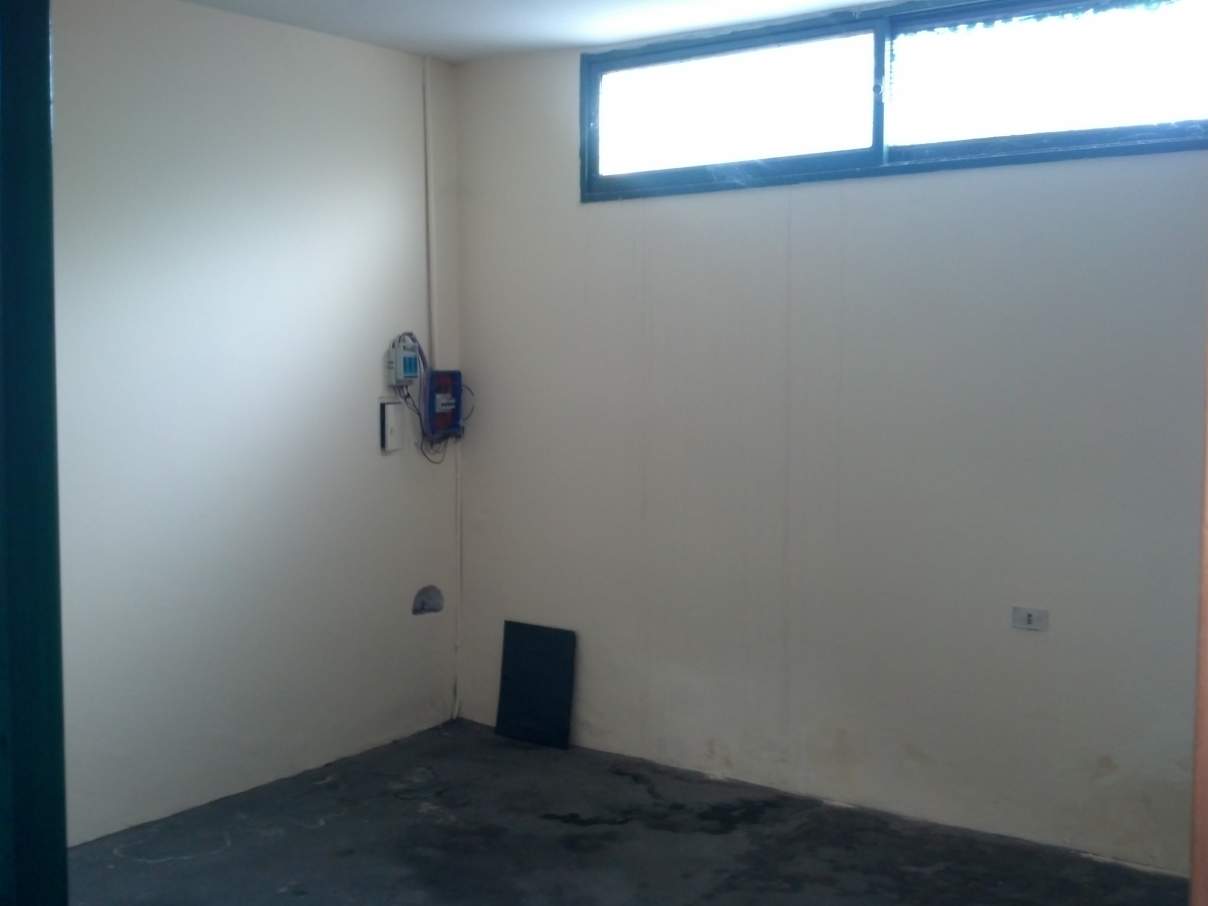 GALPÓN  Y TERRENO EN VENTA