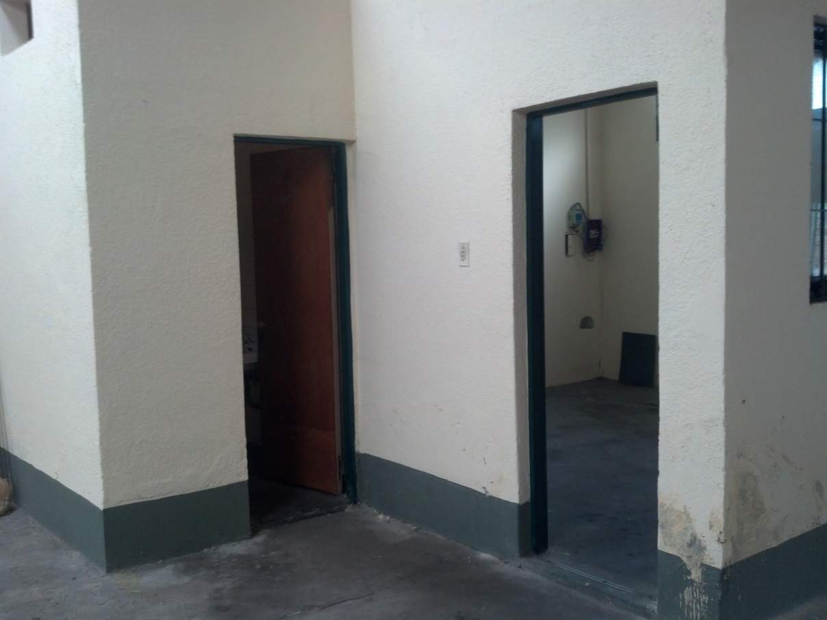 GALPÓN  Y TERRENO EN VENTA