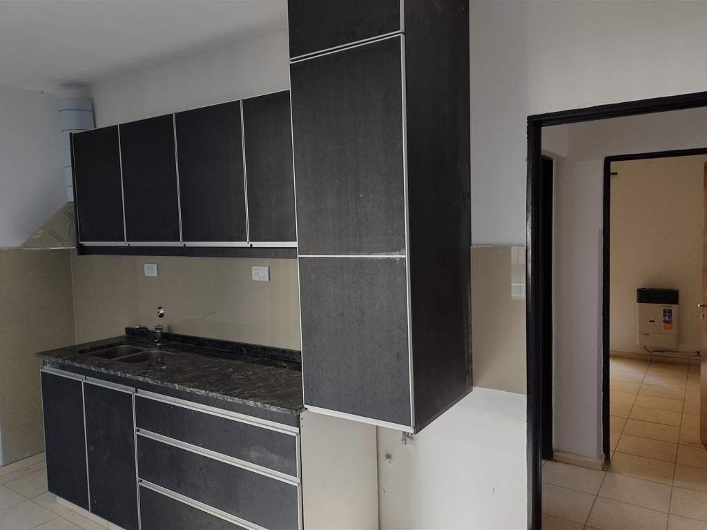 DEPARTAMENTO DE CATEGORIA EN BARRIO PARQUE SAN VICENTE