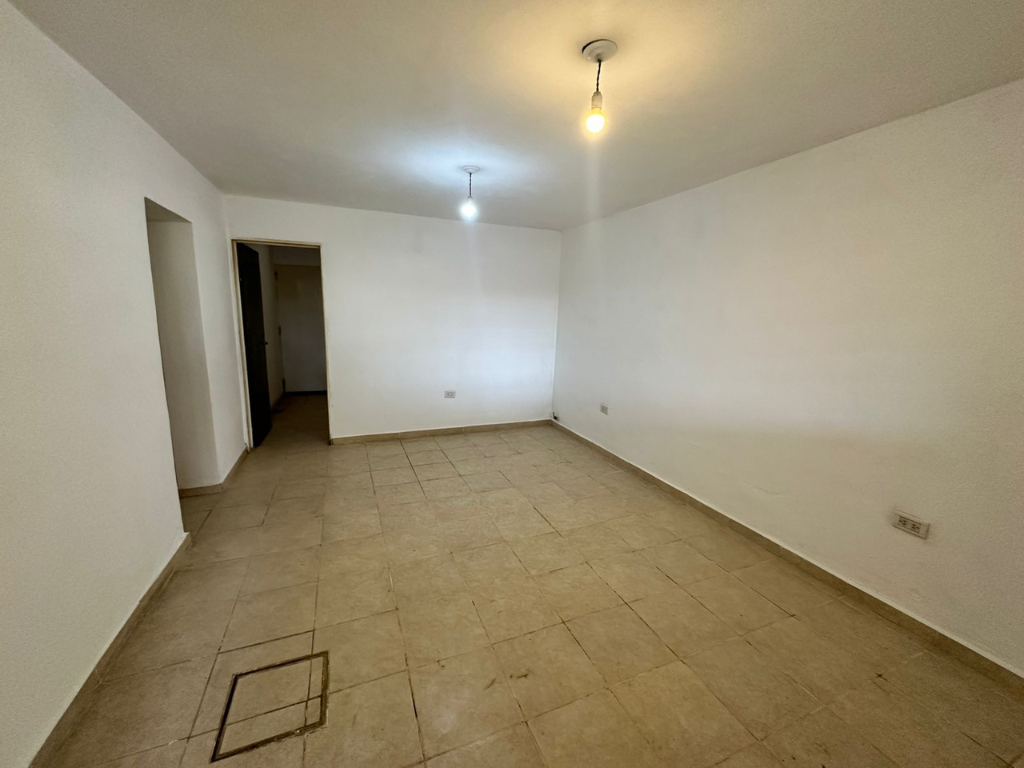 Casa en alquiler en B Inaudi 2 dormitorios