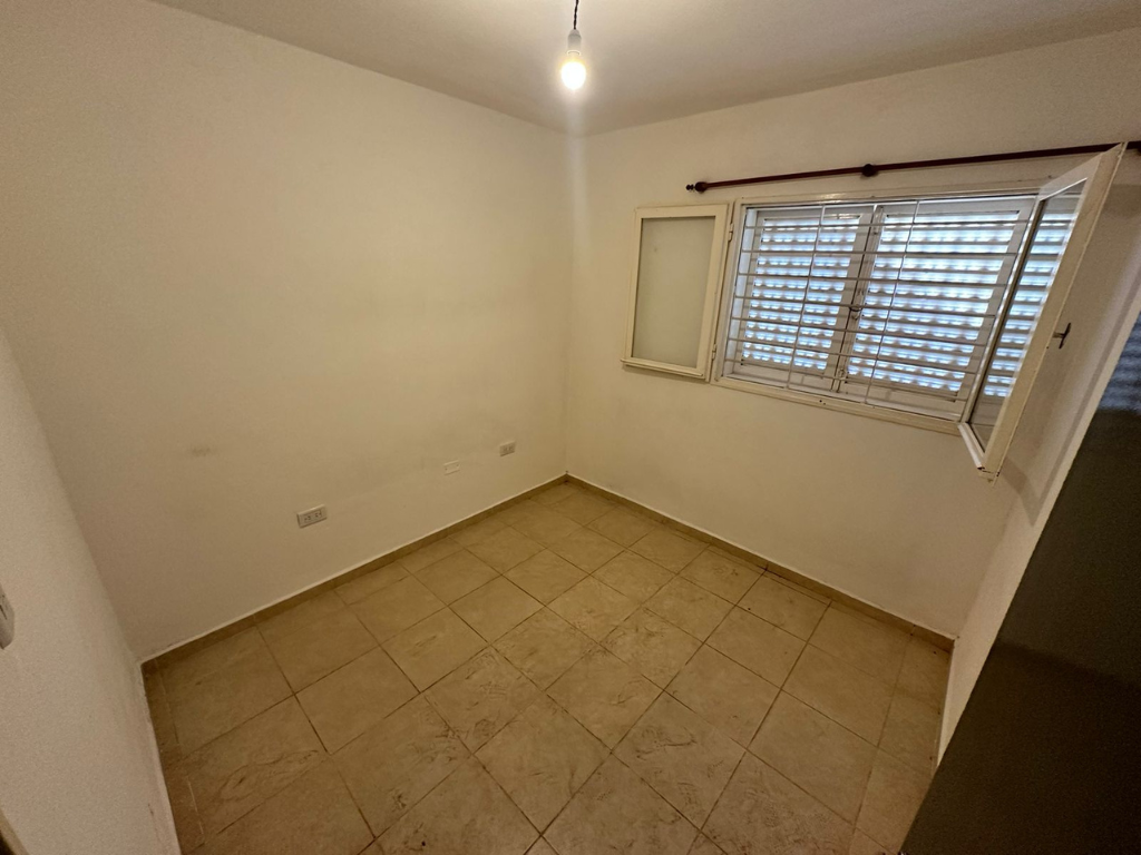 Casa en alquiler en B Inaudi 2 dormitorios