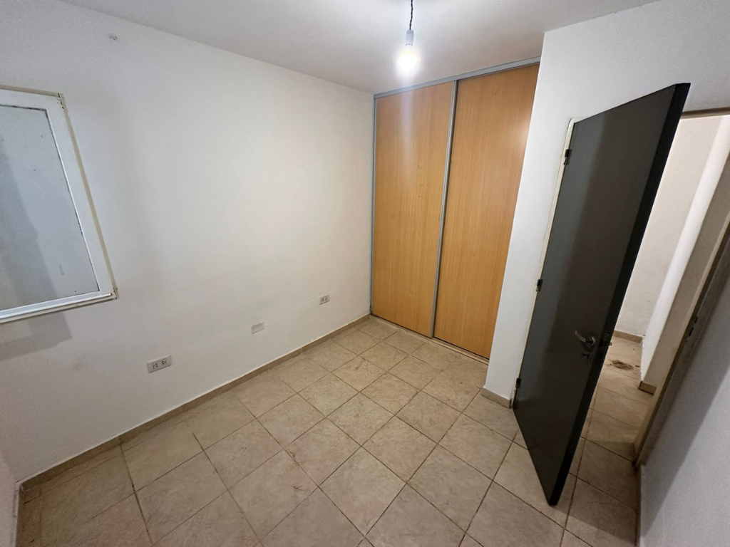 Casa en alquiler en B Inaudi 2 dormitorios