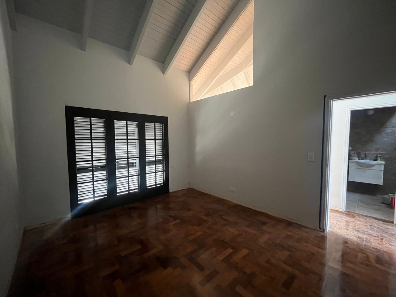 Vendo dúplex 3 dormitorios de categoria superior - Barrio Parque Chacabuco