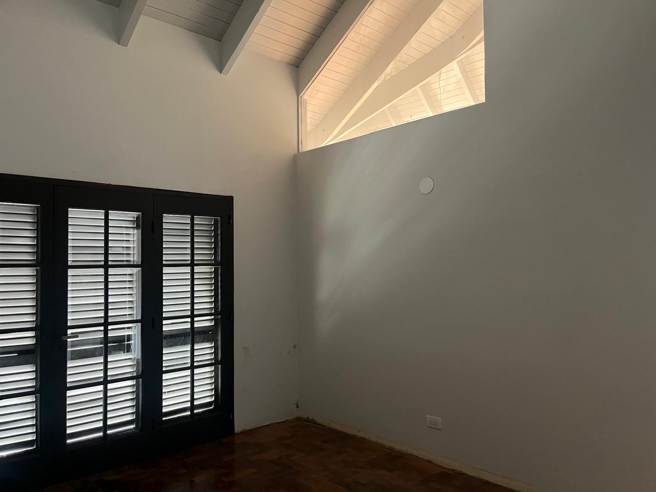 Vendo Dúplex 2 dormitorios de Categoria Superior - Barrio Parque Chacabuco