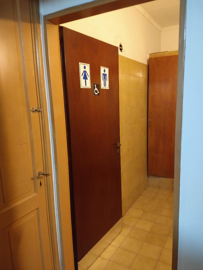 CASONA EN PLANTA BAJA - 8 HABITACIONES