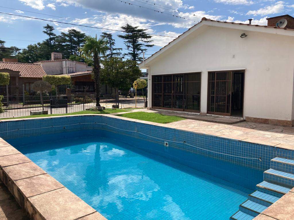 SE VENDE CASA PH EN SANTA RITA VILLA CARLOS PAZ