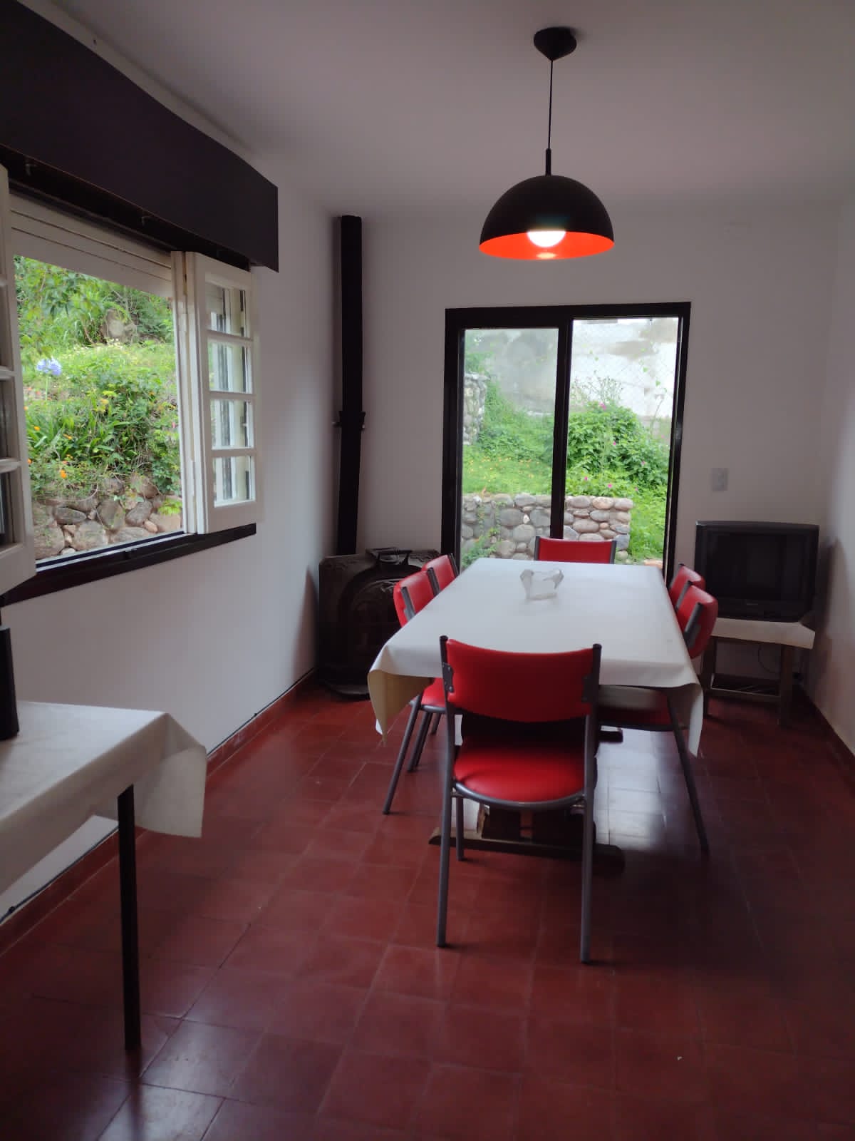 Alquier casa 2 dorm con pileta Rio Ceballos