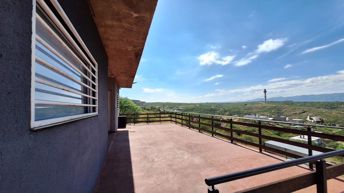 SE VENDEN 2 DEPARTAMENTOS CON VISTA AL LAGO - BARRIO VISTAS DEL LAGO - CARLOS PAZ