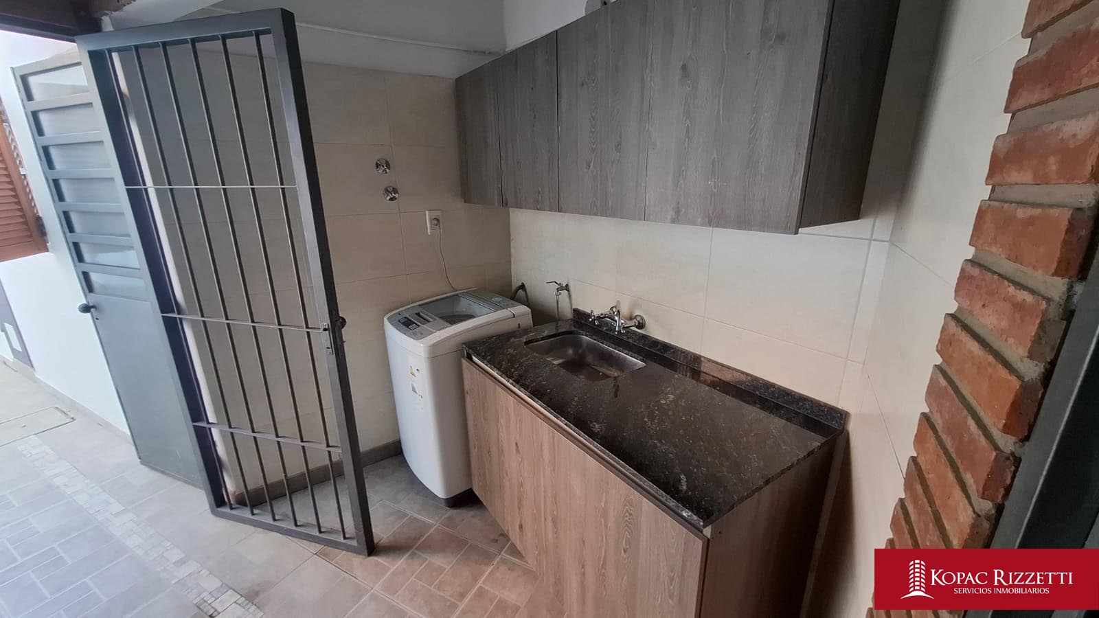 LA TABLADA (PAN DE AZUCAR 151) - VENTA CASA 3 DORMITORIOS