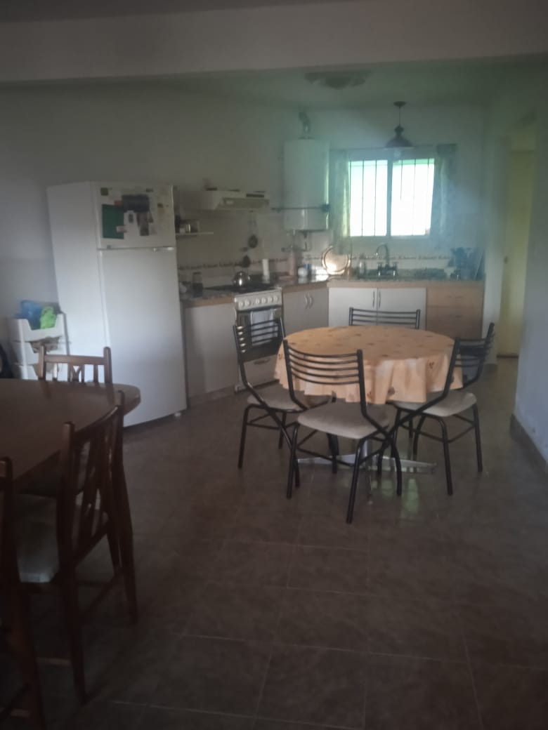 VENTA CASA  2 DEPARTAMENTOS- ZONA CENTRO-CAPILLA DEL MONTE